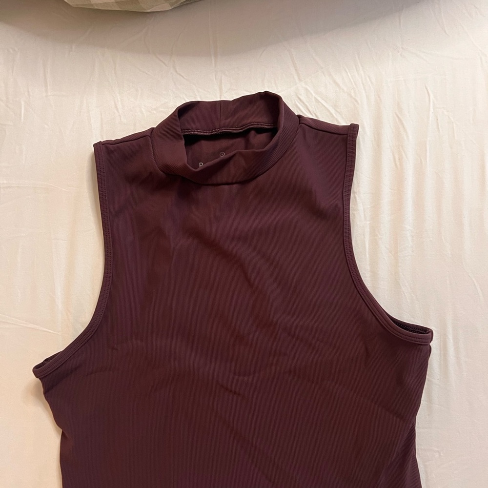 PARAGON Sleeveless Maroon Tank Top